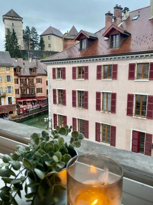 Le Roseau - En Plein Coeur Historique Apartment Annecy Bagian luar foto